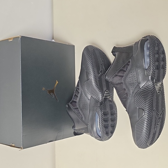 Nike Air Jordan Stay Loyal Triple Black Size 8 Men's/9.5 Wmns DB2284 002 New - Picture 2 of 9